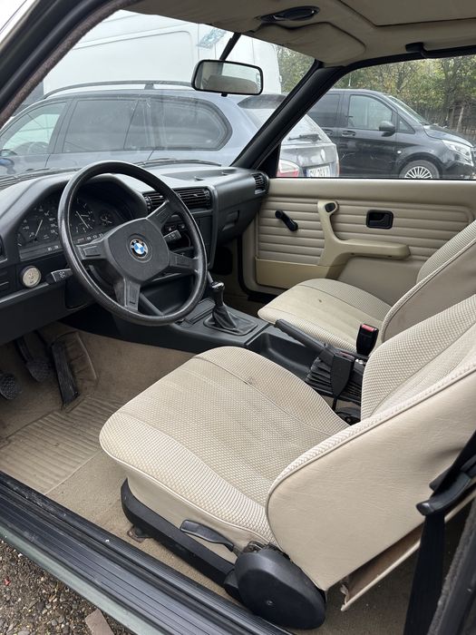 De Vanzare BMW E30 Coupe  318 i NFL  Original in stare perfecta