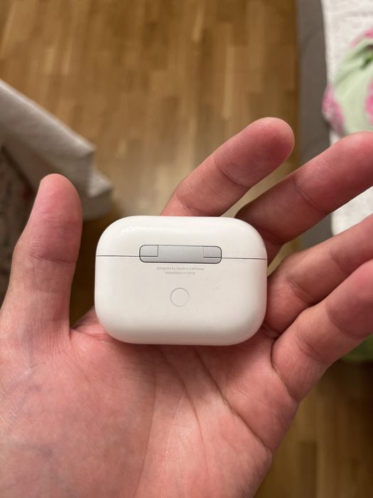 продам air pods pro 1