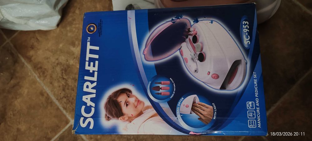 Set de manichiură și pedichiură Scarlett