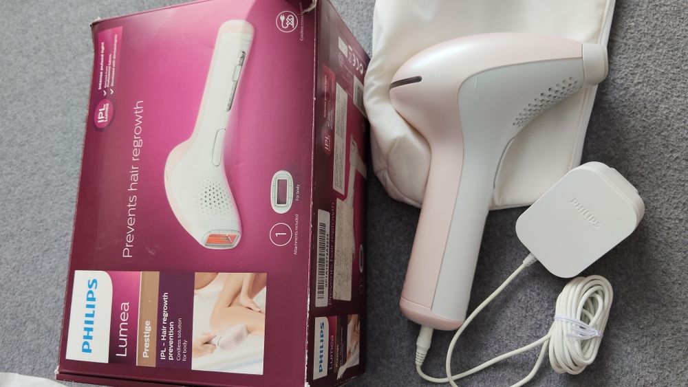 Philips Lumea Prestige- IPL SC2005 – epilator laser IPL, stare perfectă, complet în cutie, 400lei