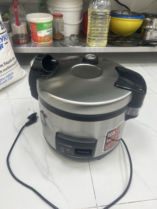 Продам рисоварку для суши