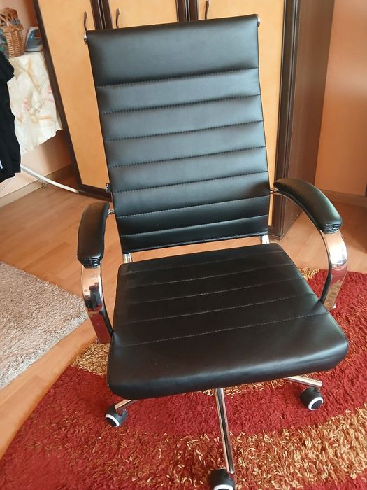 Scaun de birou nou