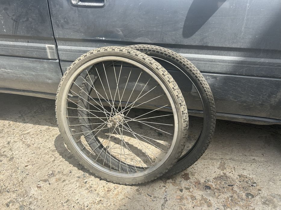 Продам покрышки.