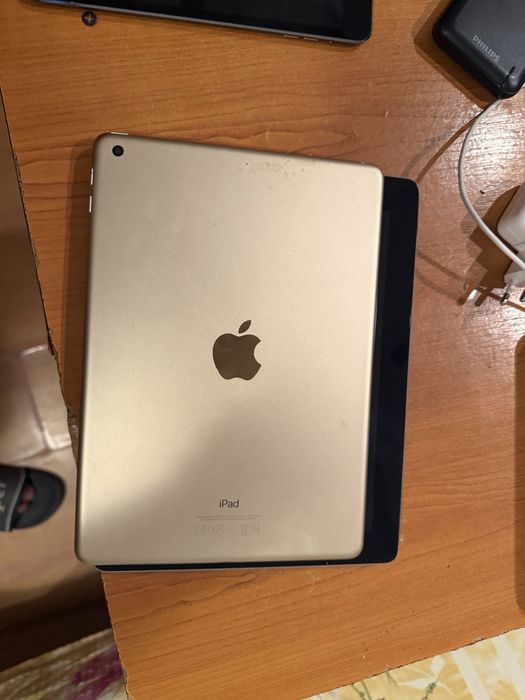 3 Tablete Ipad de vanzare