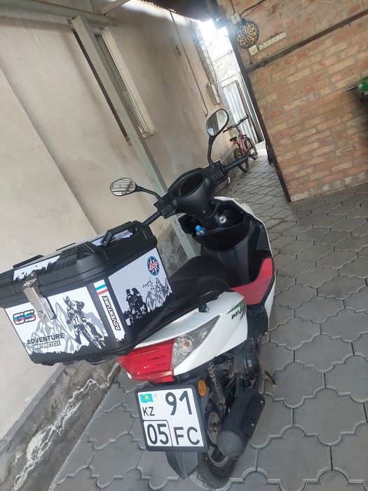 Скутер Jailing 150