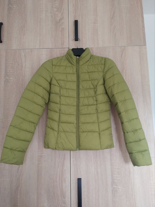 Geaca scurta din puf