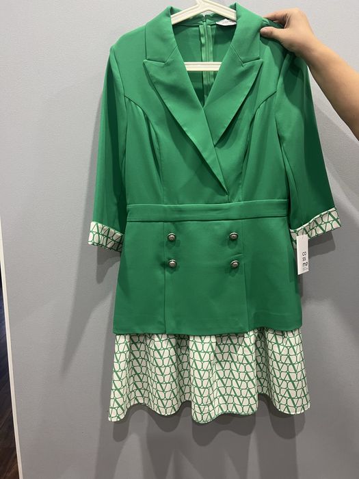 Платье новое ( с этикеткой)