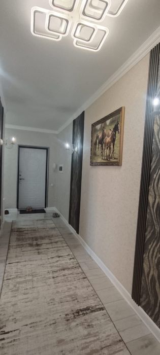 Продам 4-комн квартиру на Муканова