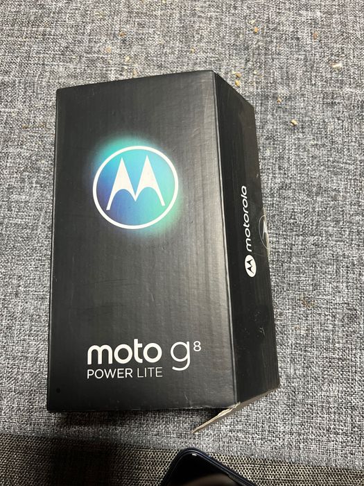 Motorola G8 power lite
