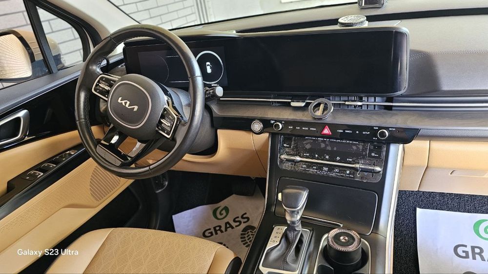 KIA CARNIVAL 2023 (Koreyski)