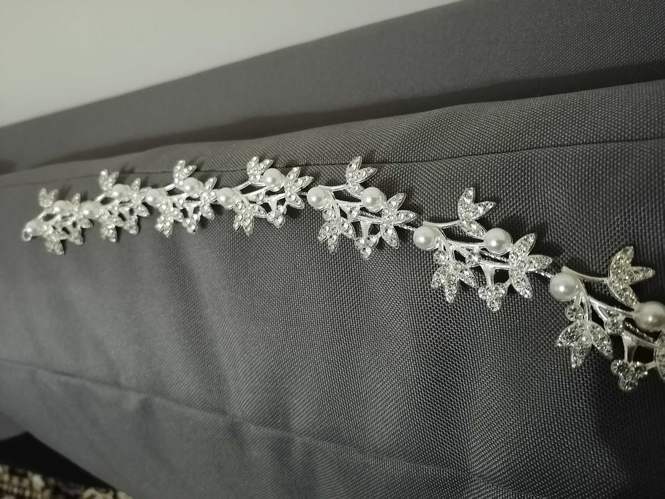 Vand rochie de mireasă