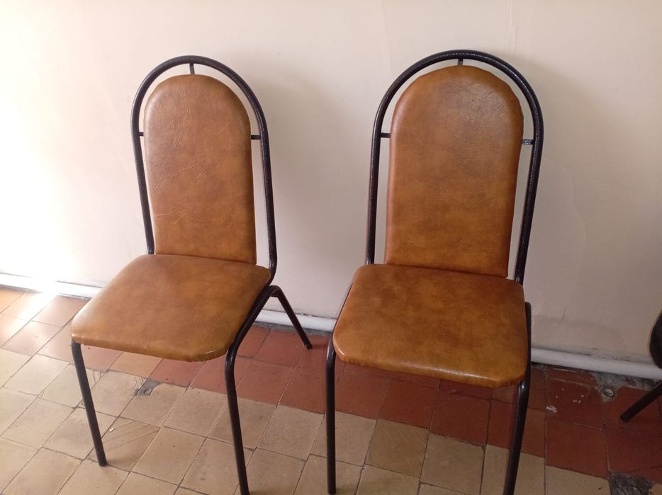 Продам   стулья.