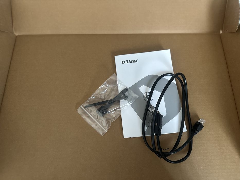 Продам Коммутатор D-Link DES-3200-26.