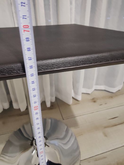 Masă de bar cu înălțime reglabilă, 65 - 90 cm, design deosebit