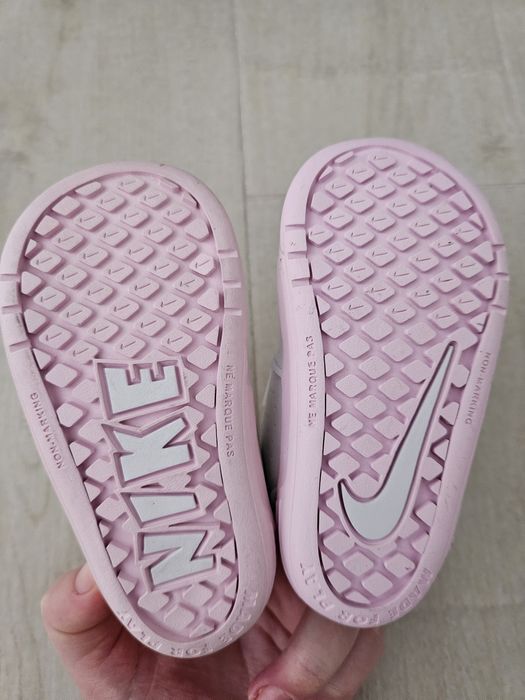 Нови маратонки Nike