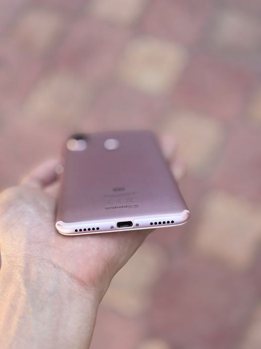 Mi A2 4\64 GB andoidOne