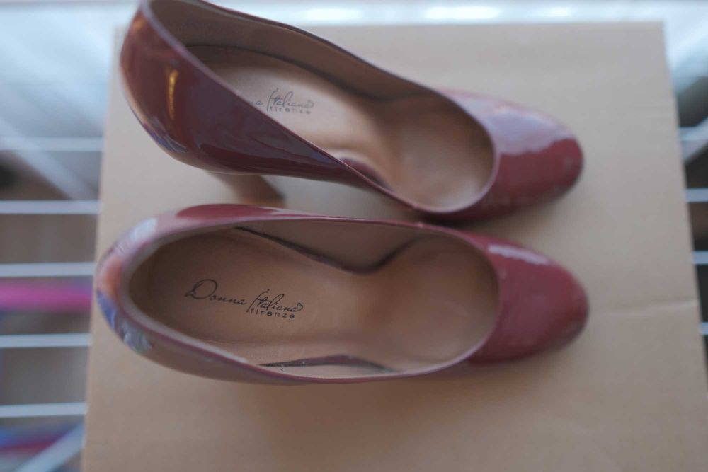 Елегантни обувки на ток - Donna Italiana