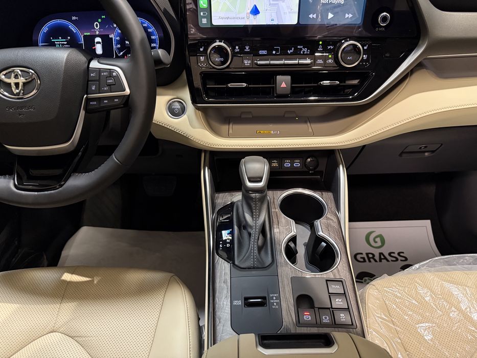 Toyota Highlander Limited Hybrid