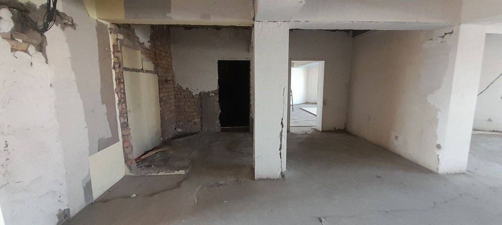 Ойбек Габус 5 комнатная 7 этаж, 220м2. Кирпич. Коробка