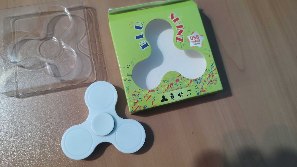 Fidget Spinner / Фиджет Спинер светещ антистрес спинери гр. София Люлин 10 • OLX.bg