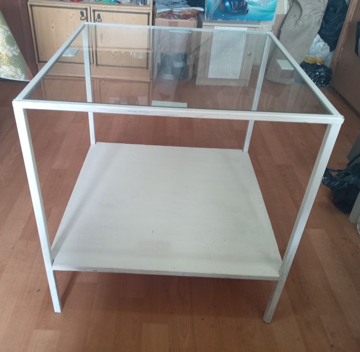 СТОЛ Продам, стекло