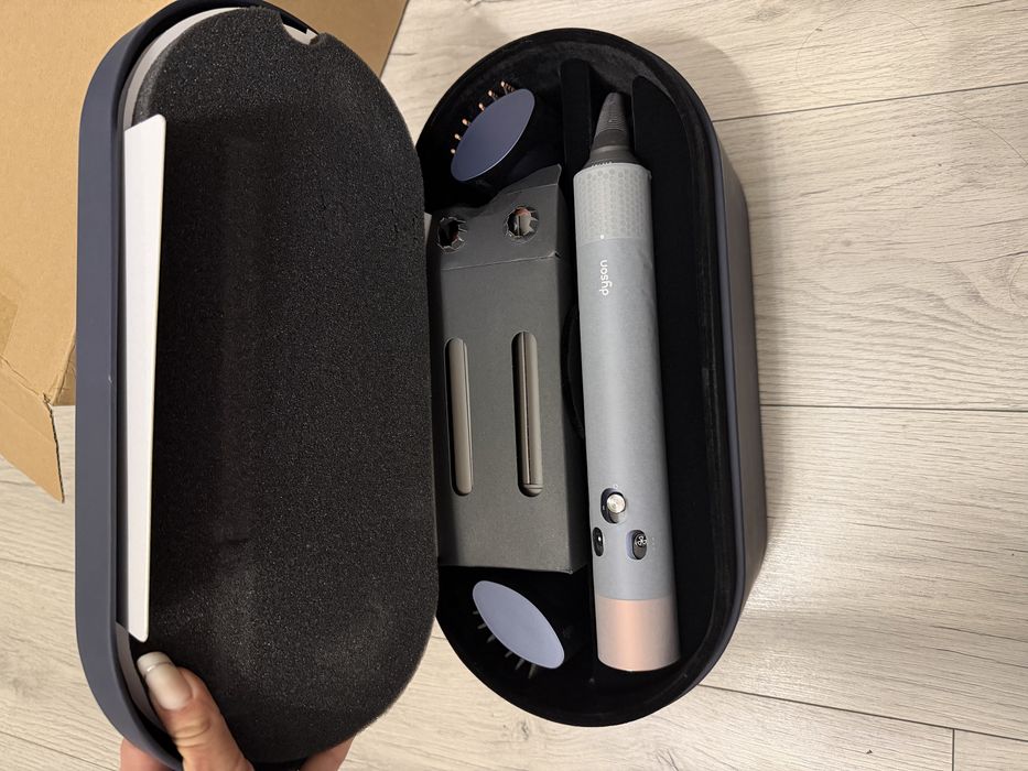 Dyson airwrap complete long
