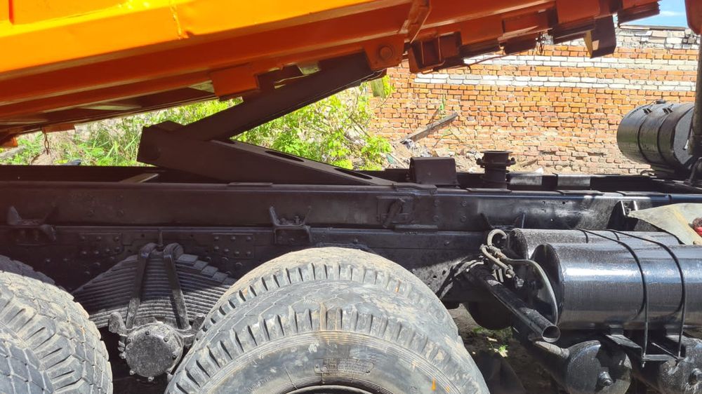 Продам самосвал МАЗ