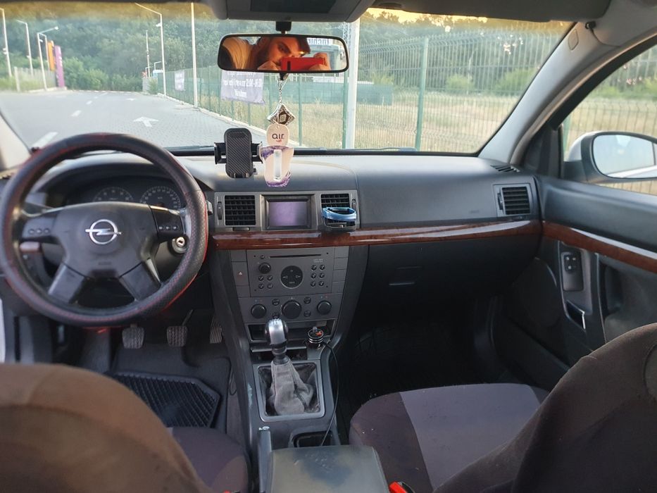 Vând Opel Vectra C 2003 | 1.8 Benzină | Recent Servisată (Kit Ambreiaj