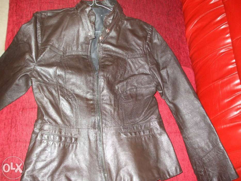 Geaca piele m. 36- 38