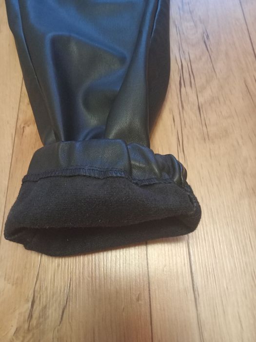 штаны кожаные продам.