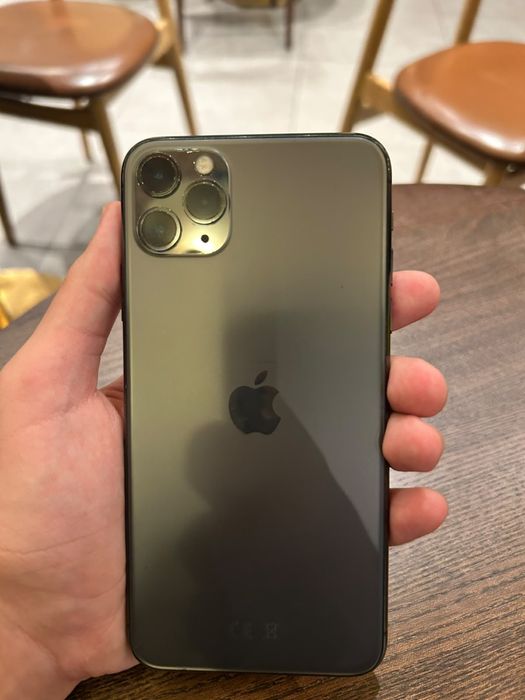 Продам Iphone 11 PRO MAX 256GB