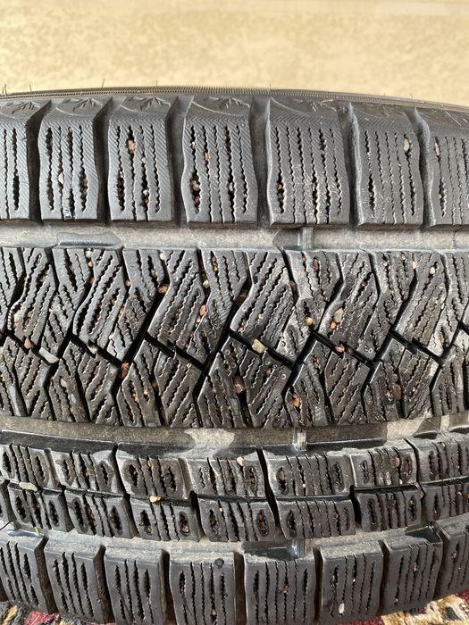 Резина 245/40/18