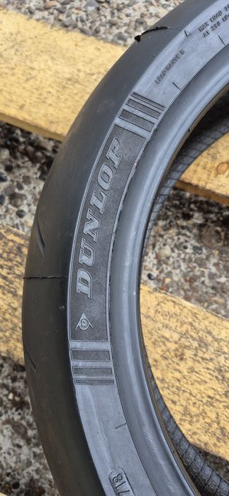 2 anvelope moto spate noi Dunlop 180/55 ZR17M/C,dot 2018.Pretul este pe bucata.