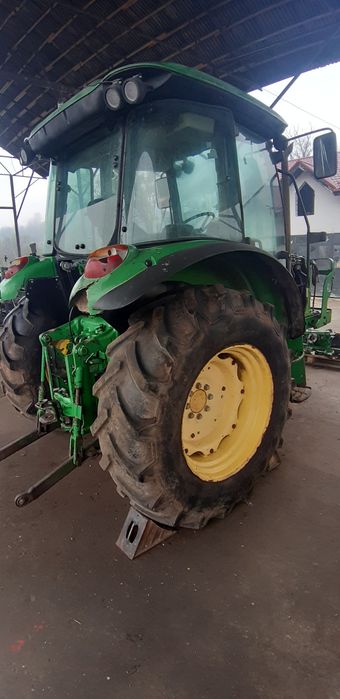 Dezmembram tractor John Deere 5820 — poza 5