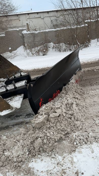 Чистка и вывоз снега