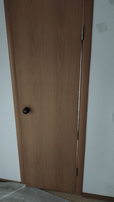 Продам двери по 4000