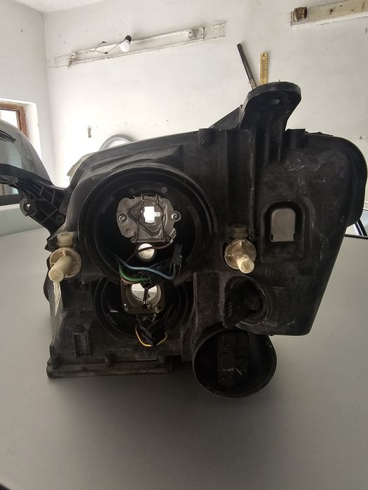 Фар за Опел Мерива