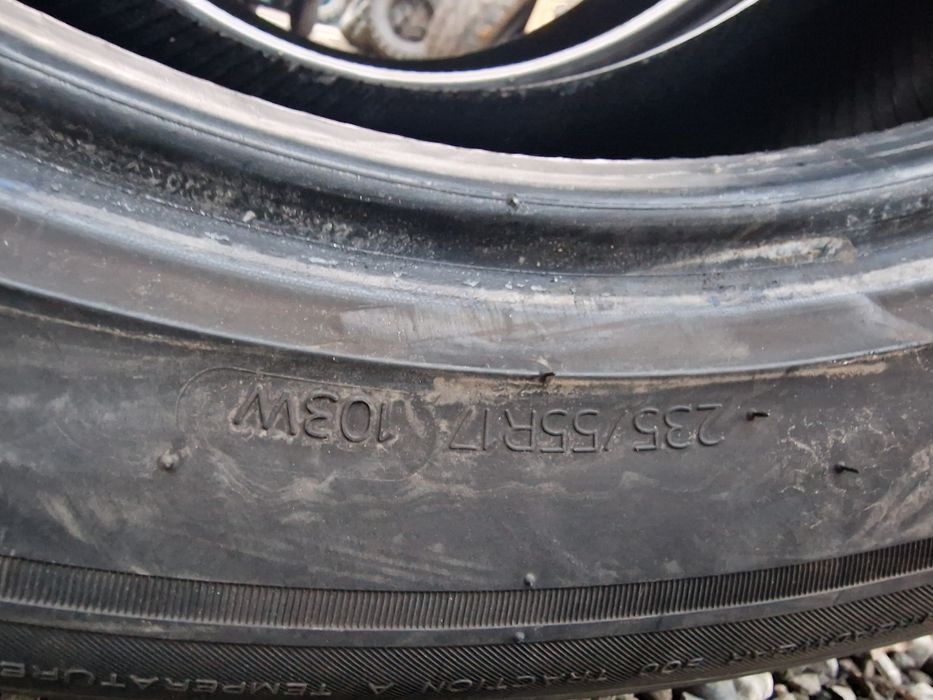 Anvelope 235/55R17 marca Hankook, DOT 2021,6 mm
