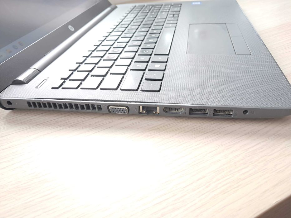 Laptop HP 250 G6 - Intel® Core™ i5-7200U cu Intel HD Graphics 620, 4GB RAM DDR4, 250GB HDD, 15.6", Win 11 Pro Licenta