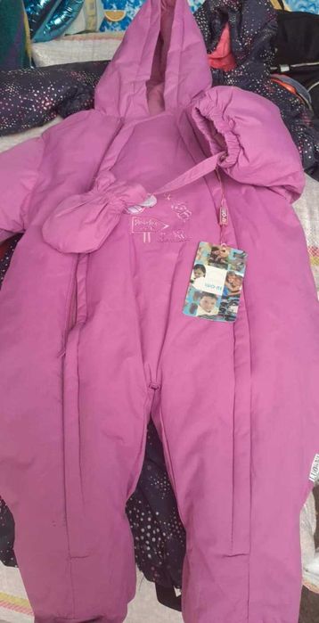 Combinezoane de iarna fetițe noi cu etichete.