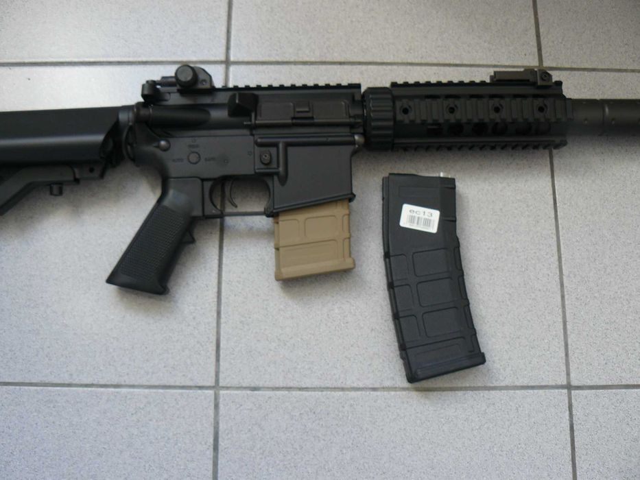 Incarcatoare Polimer Pusca Asalt Airsoft M4/M16/AR-15 Noi SNOW WOLF 2 Bucati