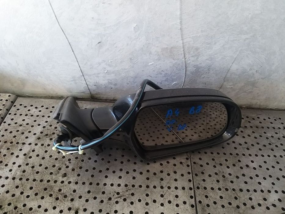 Oglinda electrica dreapta audi a4 b8 8k VOLAN DREAPTA 18168il