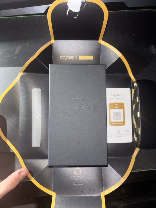 Iqos x Seletti ILUMA I