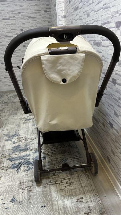 Коляска раскладная, удобная, практичная б|у