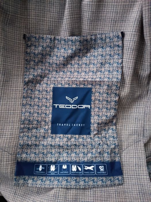 Ново сако на Teodor от серия travel jacket