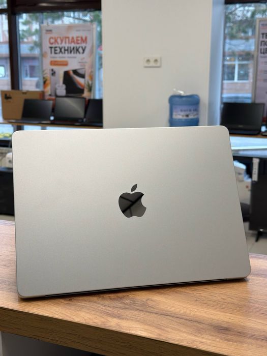 MacBook Air M4 2025