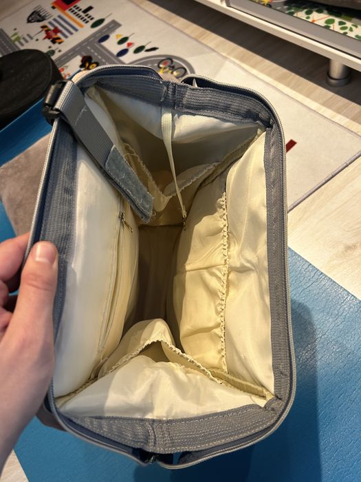 Ghiozdan multifunctional bebe mamici