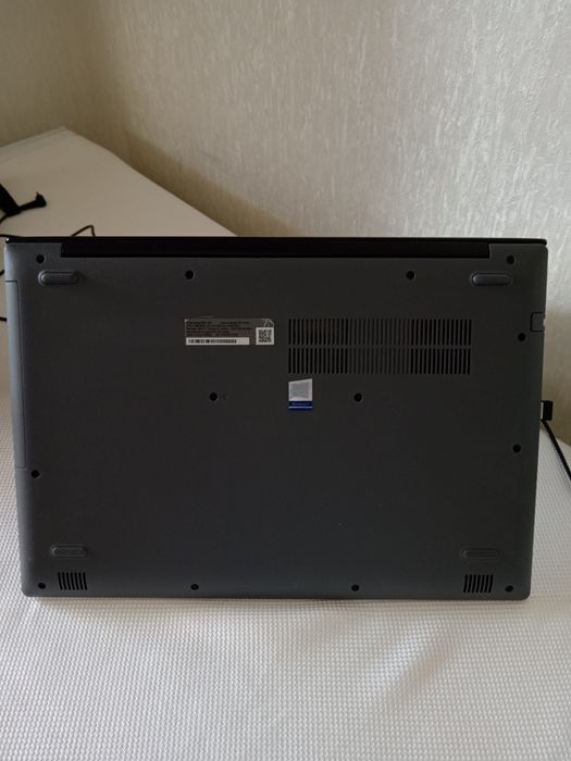 Ноутбук  Lenovo.