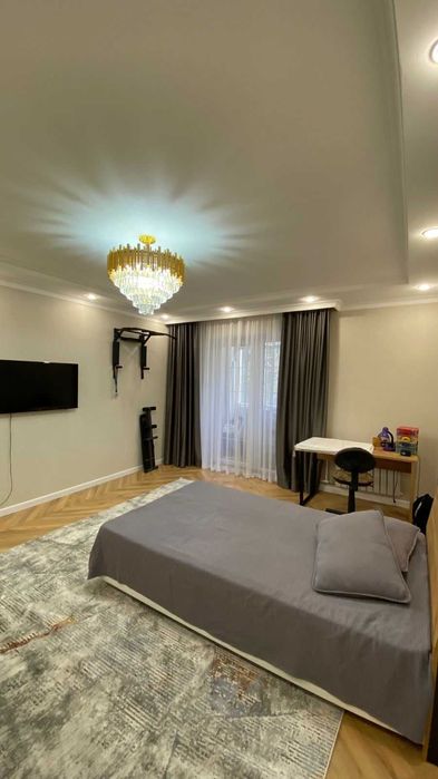 Продам 3-комн квартиру, IT лицей, 98 кв.м.