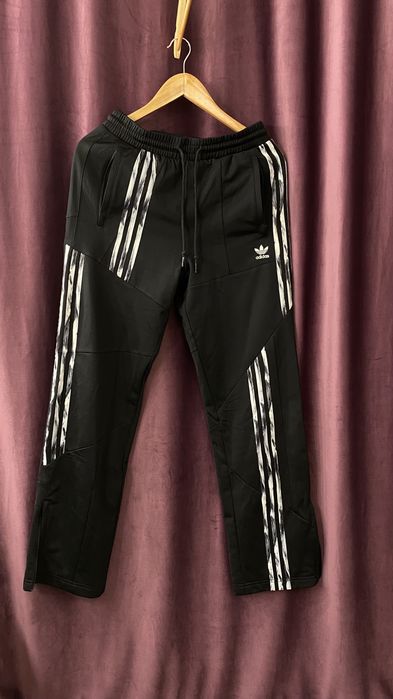pantaloni adidas x Danielle Cathari Football Track